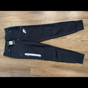 NIKE SPORTSWEAR WOMEN’S SWEAT PANTS